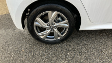 Toyota Yaris 1.5 Hybrid Icon 5dr CVT Hybrid Hatchback